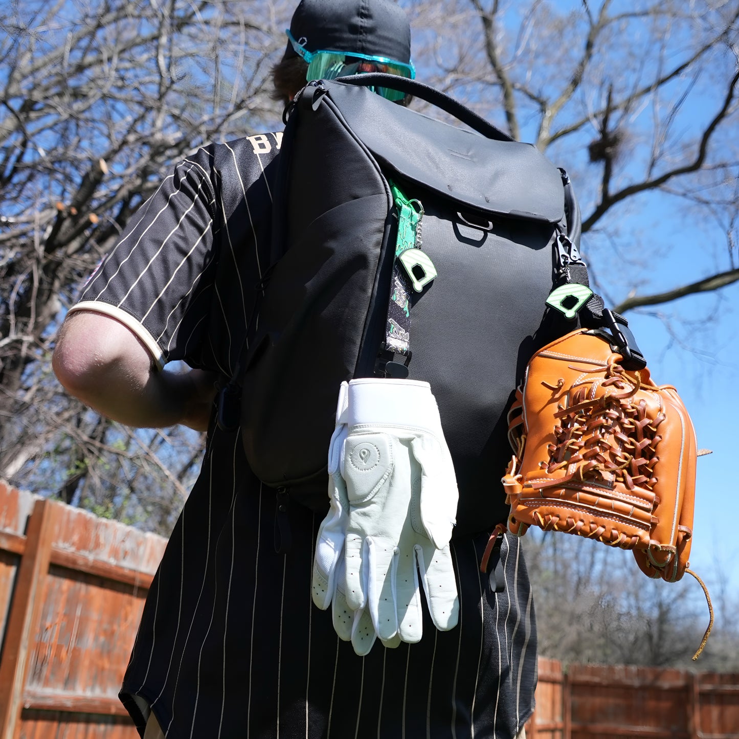 BGK Grip Clip 1.0 [BATTING GLOVE HOLDER]